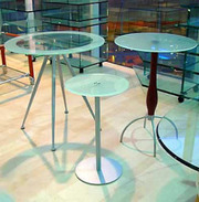 Стеклянная мебель