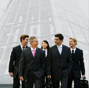 Должность: управляющий парфюмерной кампании.